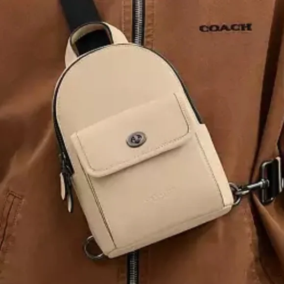 NWOT COACH Cream Turn Lock Sling Bag